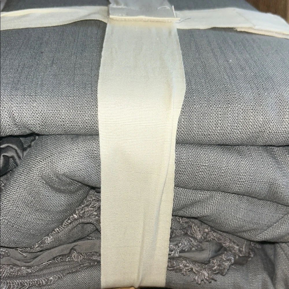 Casaluna King Heavyweight Linen Blend Duvet Cover Set in Gray